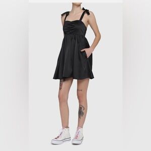 Hot Topic Black Mini Dress with Bow Straps stain size medium mini babydoll